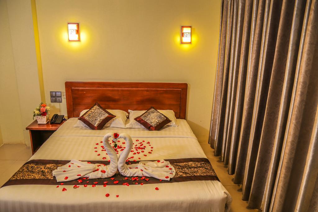 City Grand Hotel Mandalay Buitenkant foto
