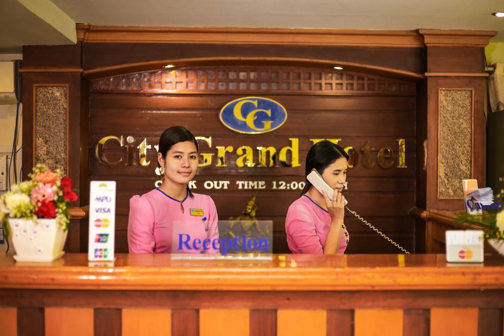 City Grand Hotel Mandalay Buitenkant foto